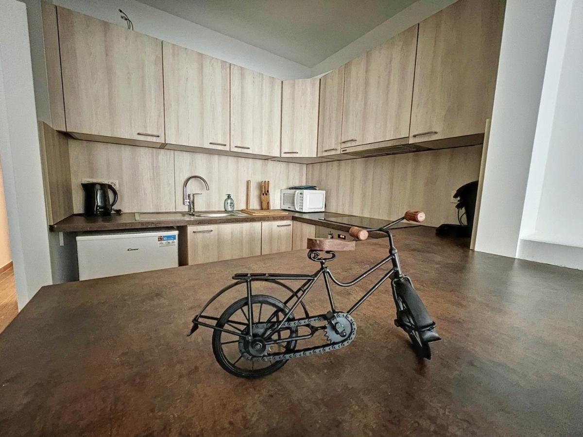 Tirou 5 Centre - Gare - Aeroport Apartman Charleroi Kültér fotó